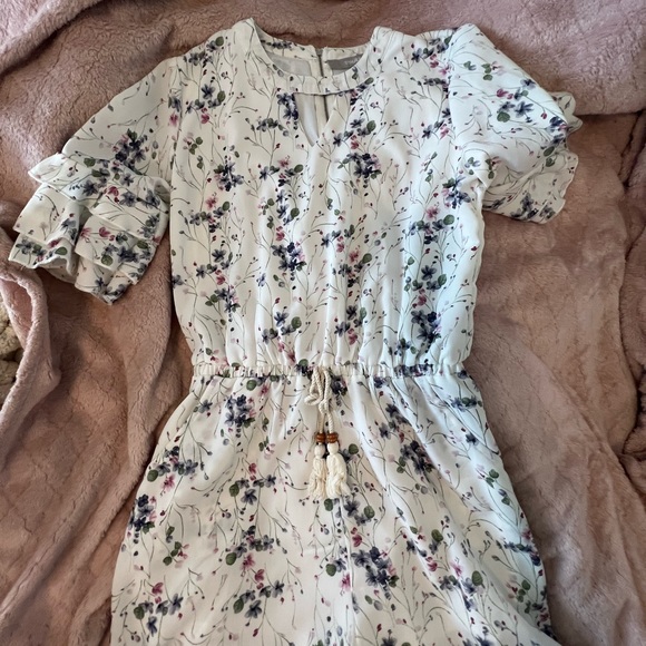 Girls Romper - Picture 2 of 3